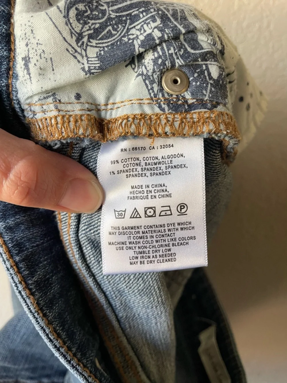 Pilcro and the Letterpress Womens 29 Slim Boyfriend Distressed Denim Jean Shorts